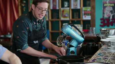 And then I gotta, let's,
oh we try to check this, - No Recipe Road Trip With the Try Guys