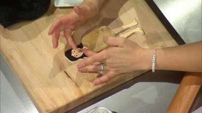 And then I'm choosing to - Halloween Cookie Challenge