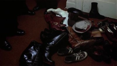 Take off your shoes - The Last Detail
