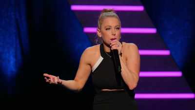 And then when it comes
for the important part, - Iliza Shlesinger: Unveiled