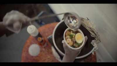 And then, when it was ready,
the aroma was so high, - Street Food: USA