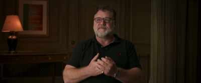 And then because Joaquin
and I showed a connection, - The Ghost of Richard Harris