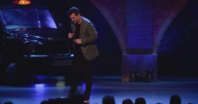 And then he just leaves awkwardly, - Jim Jefferies: This Is Me Now