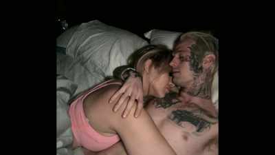 And then, you know, we hit it off, - Aaron Carter: The Little Prince of Pop