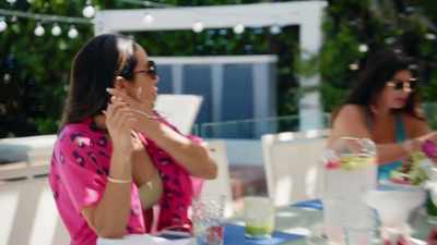 And then she said
there's gonna be lights - The Real Housewives Ultimate Girls Trip