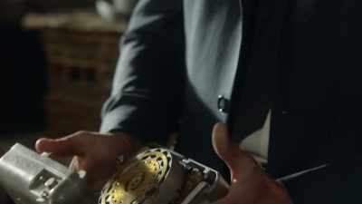 And then the clocks
are synchronized and locked. - Ms Fisher's Modern Murder Mysteries