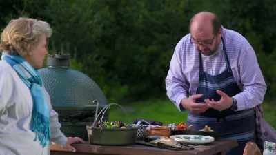 And then the scallops cooked in the
shell, - Extraordinary Escapes with Sandi Toksvig