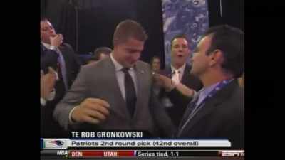 And then
the third round goes by. - Killer Inside: The Mind of Aaron Hernandez