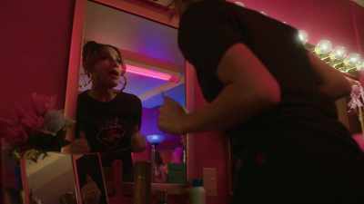 And then they threw me out
like I'm a vondruke. - Blindspotting