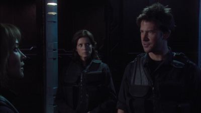 And there are no
other wraith on board? - Stargate Atlantis