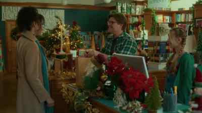 And there you go.
Merry Christmas. [chuckles] - A Novel Christmas