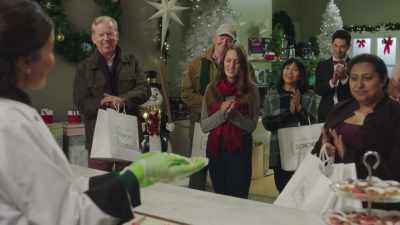 -And there you have it.
-(audience applauds) - Christmas 9 to 5