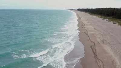 And there was one treasure
that was on these ships - Beyond Oak Island