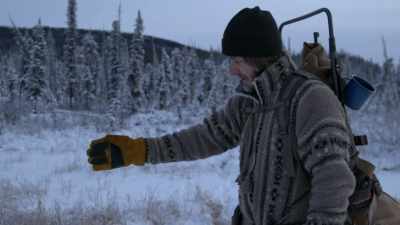 And there'’s a wolf track that
comes down and it cuts tight - Life Below Zero: Next Generation