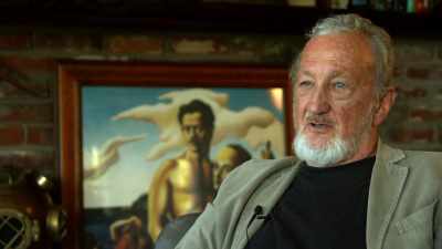 And there was the makeup girl - Hollywood Dreams & Nightmares: The Robert Englund Story