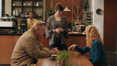 - And there'll be other couples there.
- So we'll be diluted. - State of the Union
