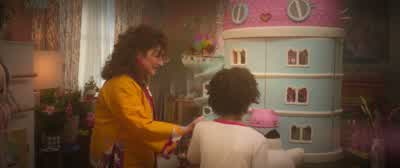 And there's a kitty inside, too. - Gabby's Dollhouse: The Movie