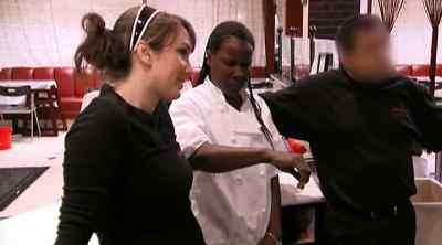 AND THERE'S NOBODY HERE, SO - Kitchen Nightmares