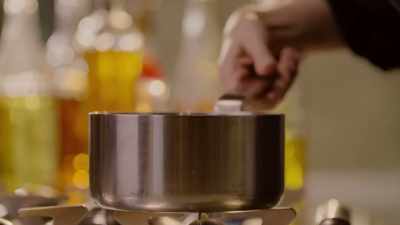 And these garnet glossy
juices need to be thickened. - Nigella: At My Table