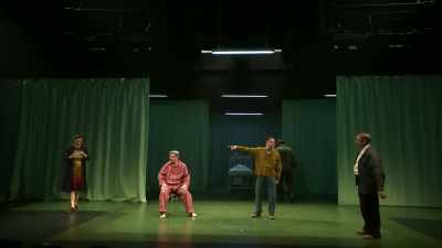 - And after this... my God, we need a plan!
- You know who had a plan? - National Theatre Live: Nye