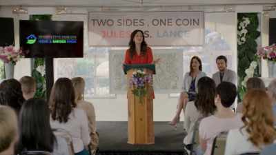And for those of you online,
voting is now open. - Flip That Romance