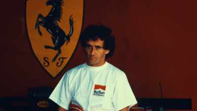 And even though Nigel had been
there longer than Prost, - Williams & Mansell: Red 5