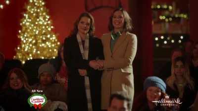 And even though the theater
will probably change, - Sister Swap: A Hometown Holiday
