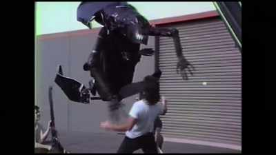 And thus was born the very first garbage
bag test at Stan Winston's studio. - Aliens Expanded