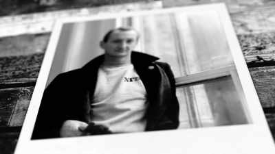 And they took a Polaroid of me,
I think, - Hollywood Dreams & Nightmares: The Robert Englund Story