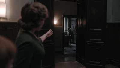 And your toothbrush can go right here. - The Queen's Gambit