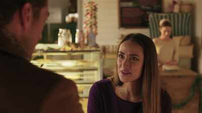 And they totally capture
the warmth we're going for. - Christmas at the Amish Bakery