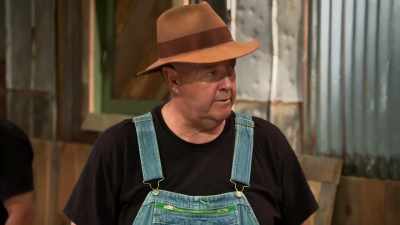 And trying to get close
to his recipe, as possible, - Moonshiners: Master Distiller