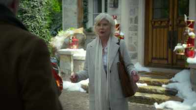 And it turns out the world
doesn't really work that way. - Holiday Mismatch