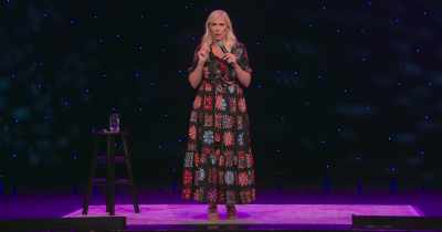 And we walk in there, - Leanne Morgan: I'm Every Woman