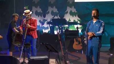 And we wanted something
special, so we called Les again - South Park: The 25th Anniversary Concert