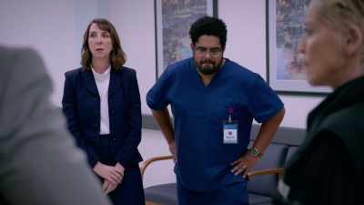 And it wasn't Dr. Alexander.
She's not a surgeon. - Murderville