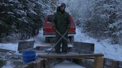 And this way, it can only swing
so far to either side - Life Below Zero: Next Generation