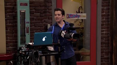 AND WE ARE CLEAR - iCarly