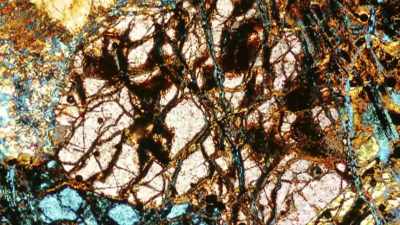 AND WE KNOW THAT IT
CONTAINS TINY AMOUNTS OF IRON. - Strange Evidence
