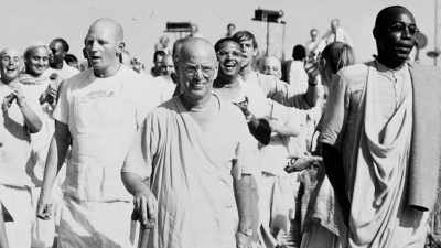 And we had two of the
principal elements - Krishnas: Gurus. Karma. Murder.