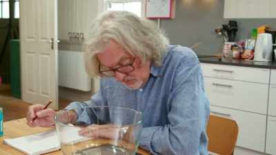 And that weighs 2.263 kilogrammes. - James May and the Dull Men