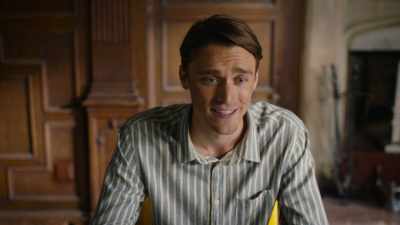 And went straight home?
Yeah, yeah, we'd crashed out by one. - Murder in Provence