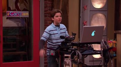 AND WE'RE CLEAR - iCarly