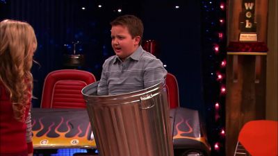 AND WE'RE CLEAR - iCarly