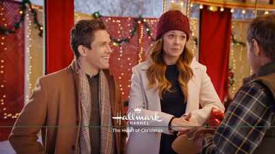 -And what about the carousel?
-I will be here every day - A Christmas Carousel