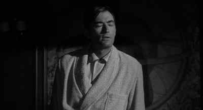 And what about the
terror if he catches
her really alone? - Cape Fear