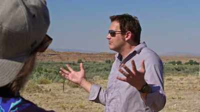 And whatever this is,
if it's multiple things, - Jack Osbourne's Night of Terror: UFOs