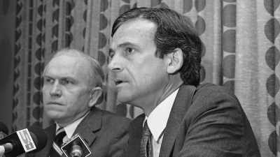 And when this fella,
Frank Lorenzo, - Icahn: The Restless Billionaire