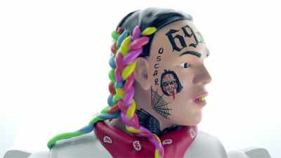 And when that society
tries to hold you back, - Supervillain: The Making of Tekashi 6ix9ine