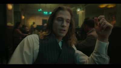 - And where is he now?
- Mm, still a bookbinder's wife? - Interview with the Vampire